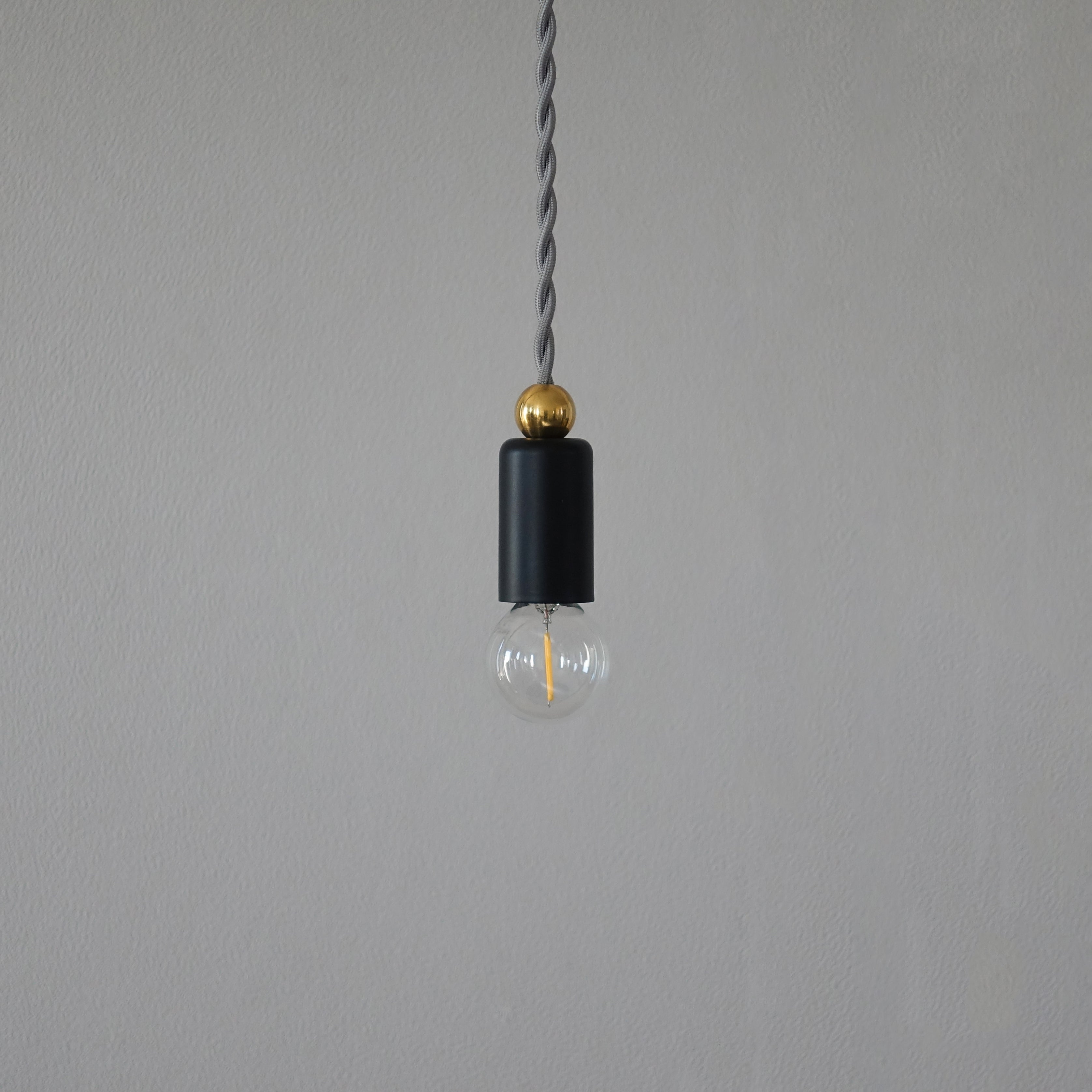 PETIT PENDANT / BLACK – &LIGHT