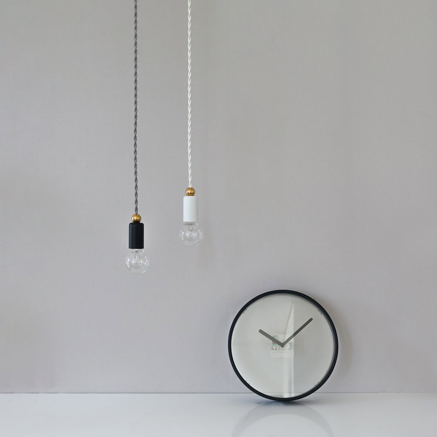 PETIT PENDANT / WHITE