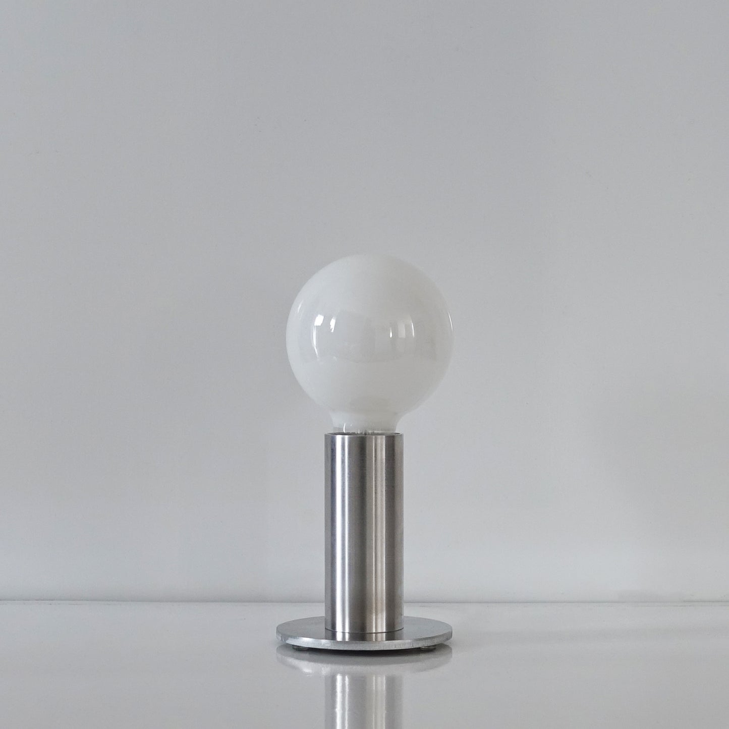AL TABLE LAMP