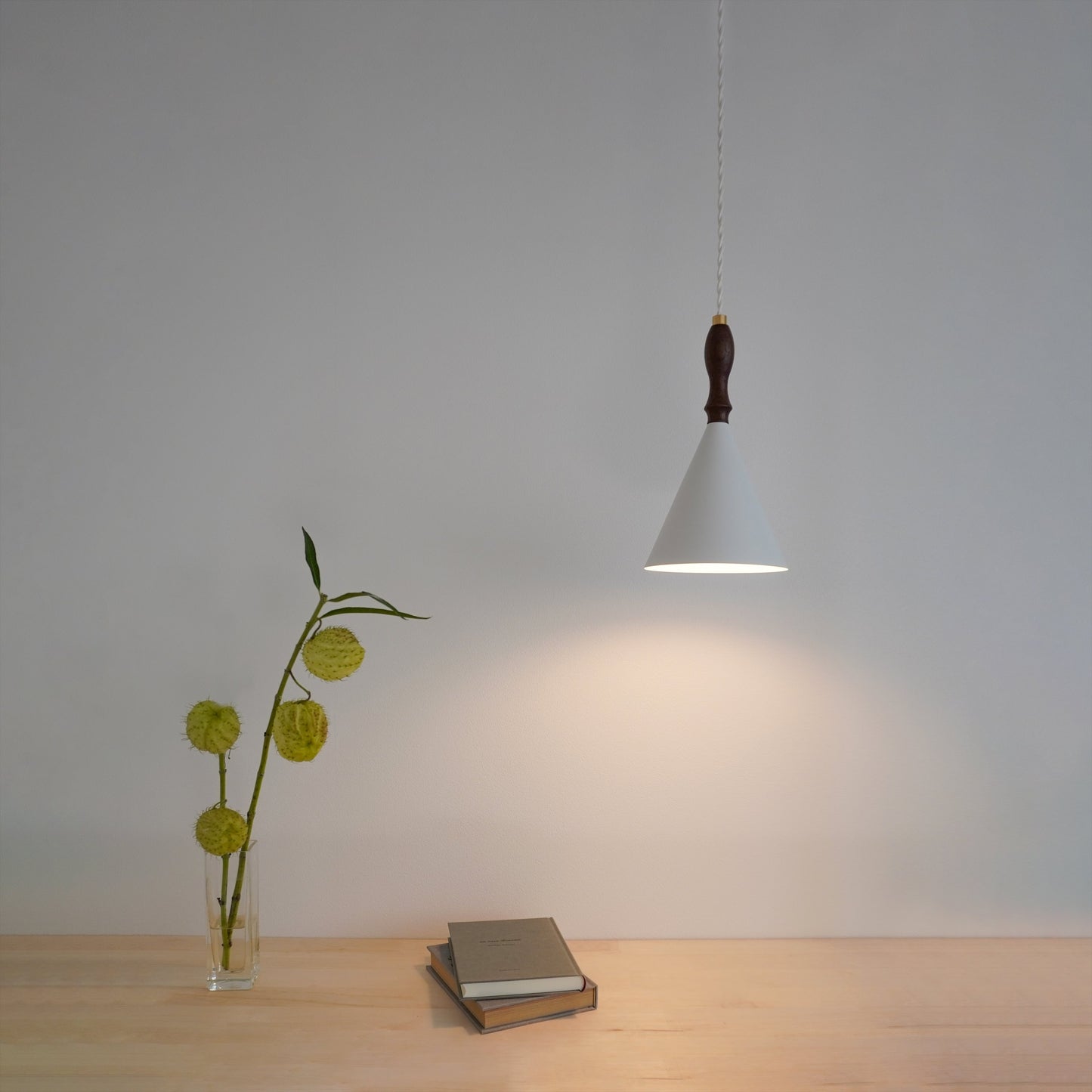 KEEL PENDANT