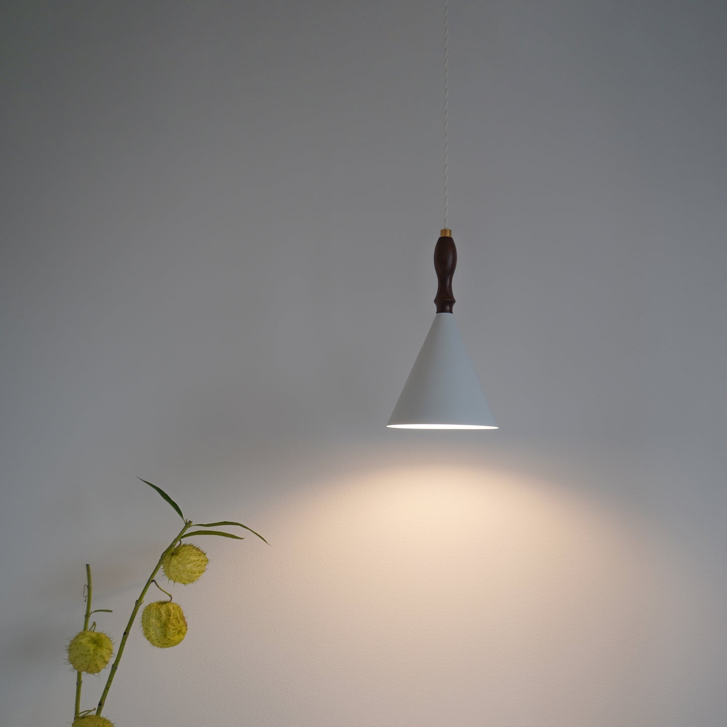 KEEL PENDANT