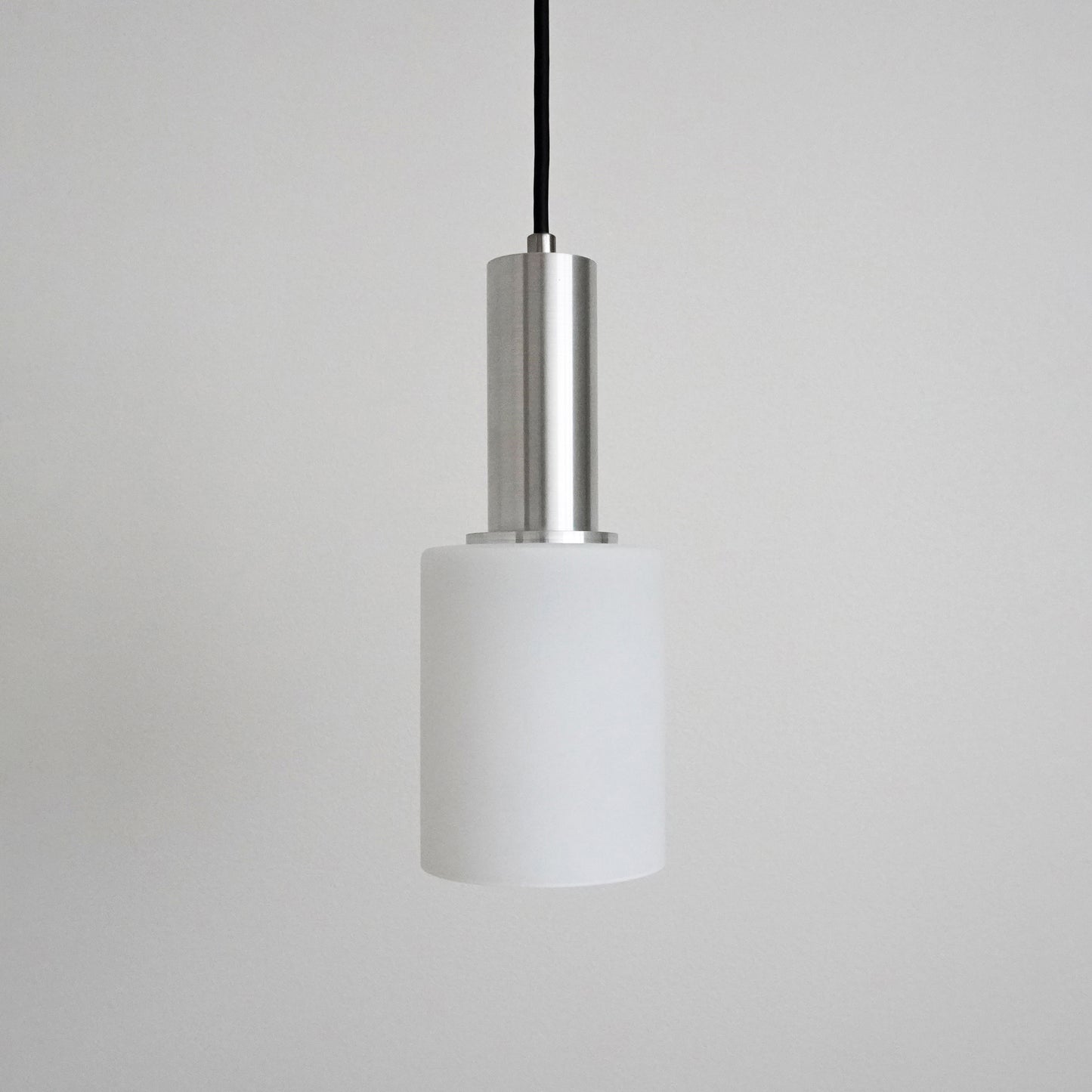 TOLA / ALUMINUM