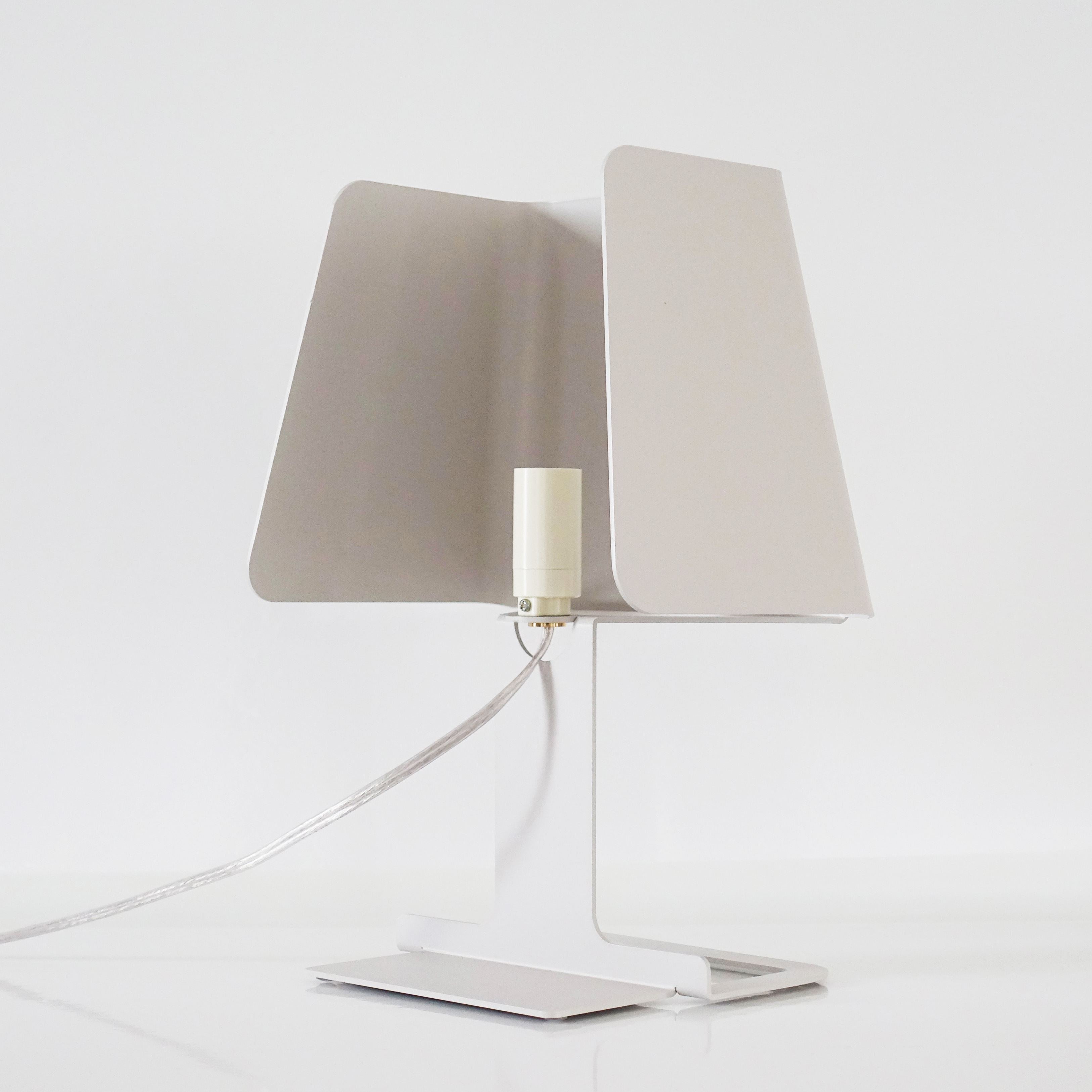 PLIE LAMP – &LIGHT